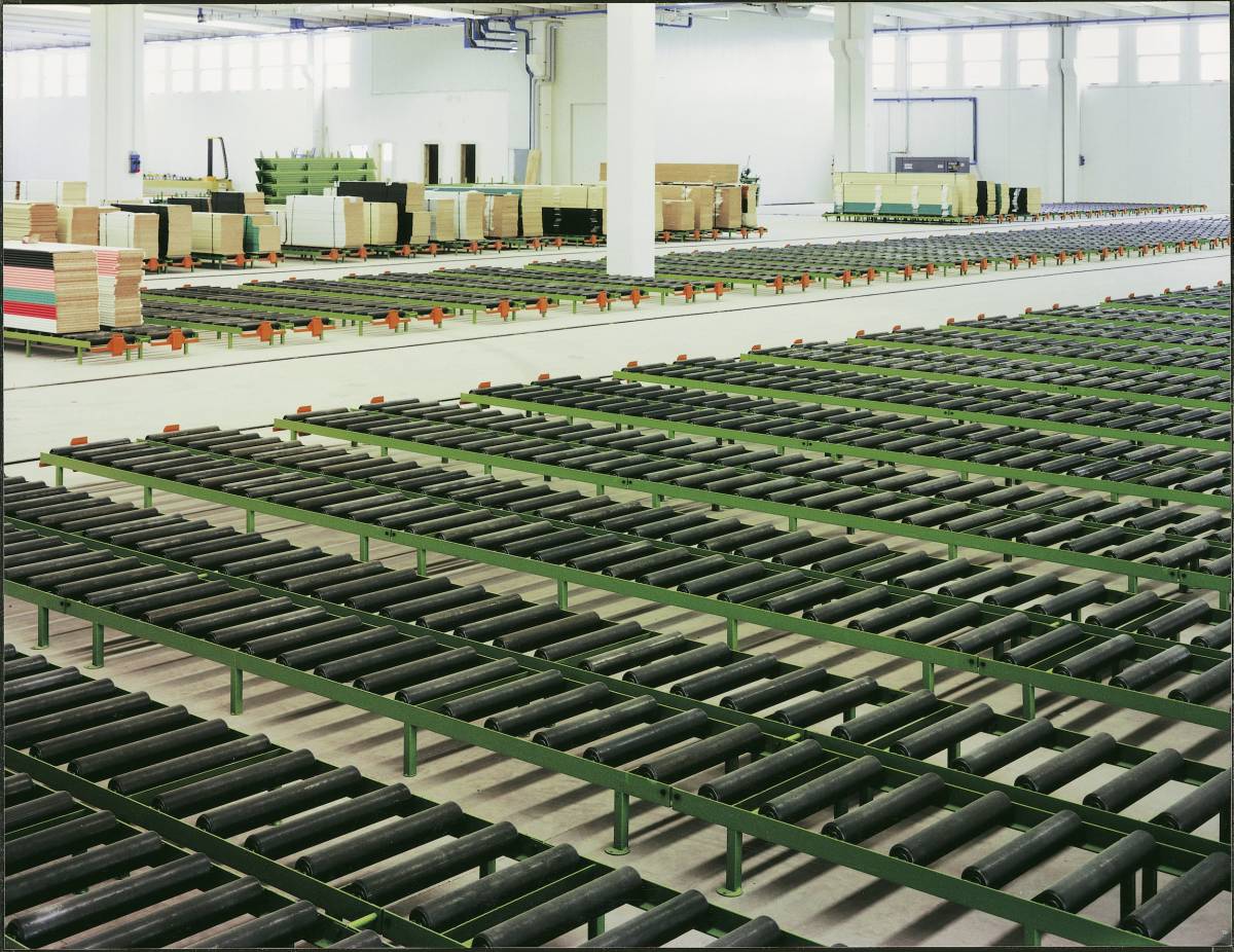 Idle roller conveyors